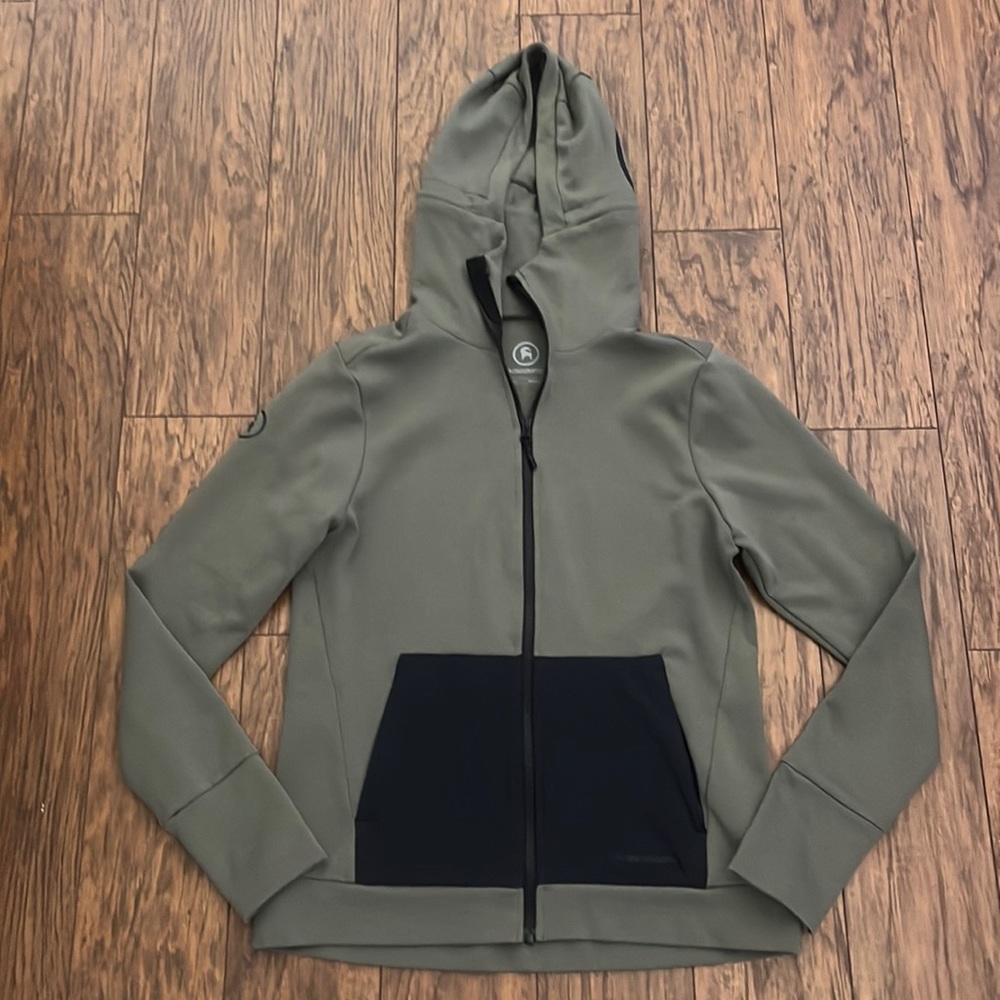 Back Country Zip Ip Hoodie